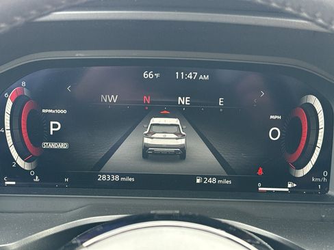 Used 2023 Nissan Rogue Platinum FWD image 21