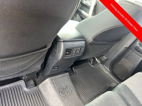 Used 2016 Toyota 4Runner SR5 AWD/4WD image 16