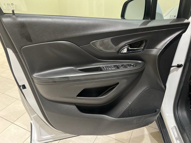 Used 2020 Buick Encore Preferred FWD image 21