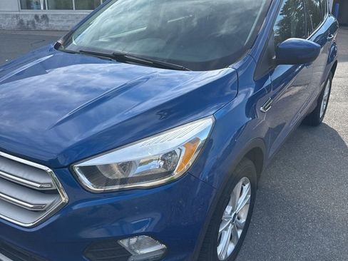 Used 2018 Ford Escape SE AWD/4WD image 3