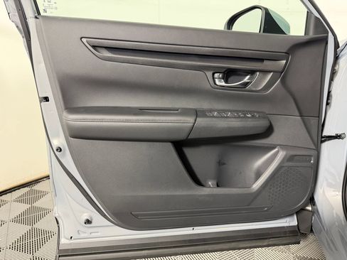 Certified 2026 Honda CR-V EX image 18