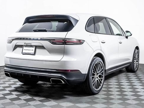 Certified 2023 Porsche Cayenne w/ Premium Package AWD/4WD image 10