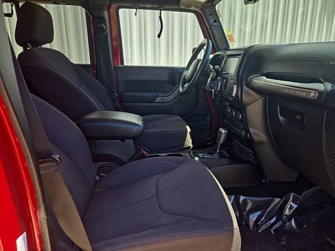 Used 2013 Jeep Wrangler Unlimited Sport AWD/4WD image 9