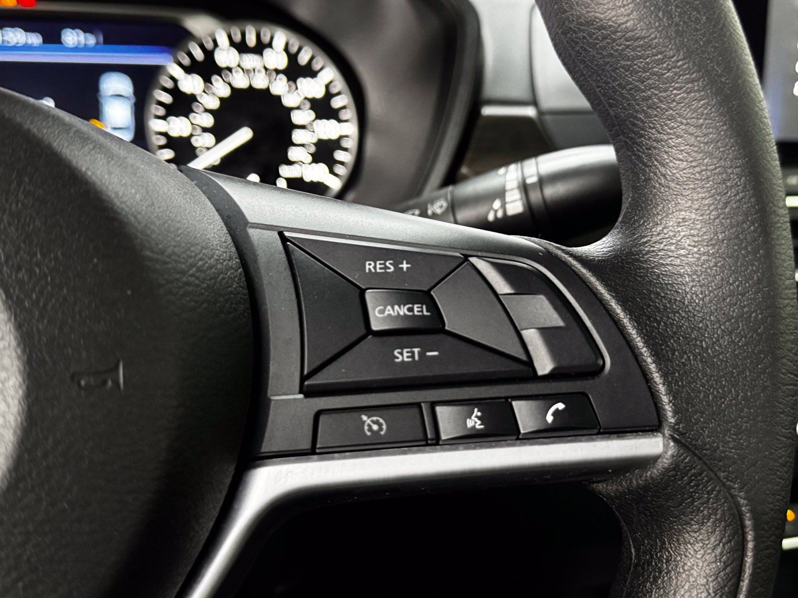 Certified 2025 Nissan Altima 2.5 SV FWD image 24
