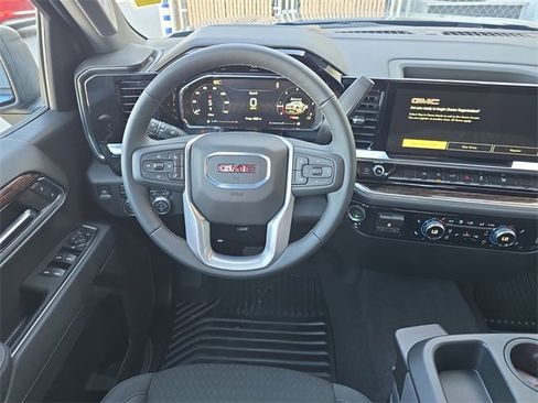 New 2026 GMC Sierra 1500 Elevation image 12