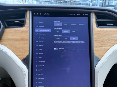 Used 2021 Tesla Model S Performance image 21