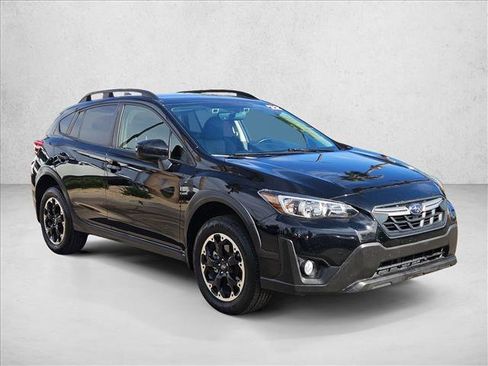 Used 2022 Subaru Crosstrek 2.0i Premium w/ Popular Package #4 image 9
