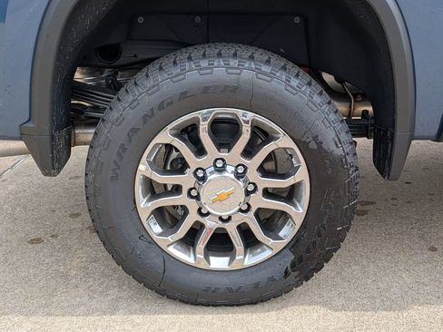 New 2026 Chevrolet Silverado 2500 LTZ w/ LTZ Texas Edition AWD/4WD image 3