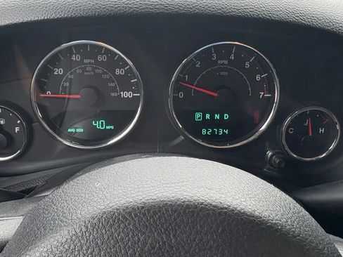 Used 2014 Jeep Wrangler Sport image 12