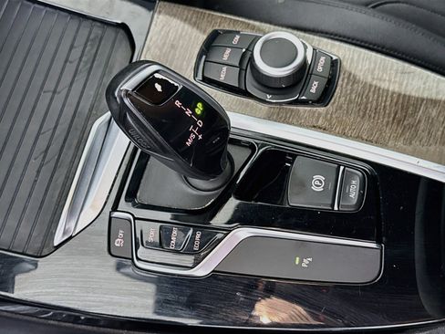 Used 2019 BMW X3 sDrive30i w/ Driving Assistance Package RWD image 20