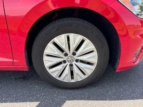 Used 2019 Volkswagen Jetta S w/ Driver Assistance Package FWD image 11