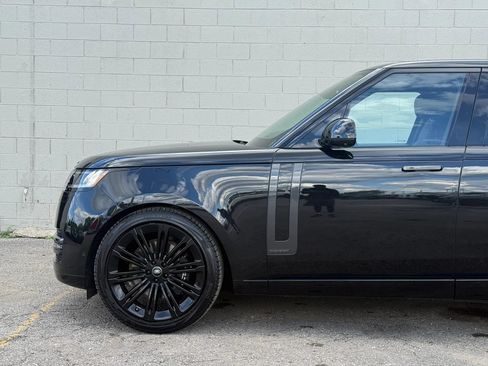 Used 2024 Land Rover Range Rover Autobiography AWD/4WD image 5
