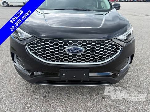 Used 2024 Ford Edge SEL AWD/4WD image 9