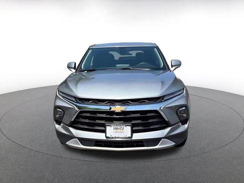 Used 2025 Chevrolet Blazer LT image 4