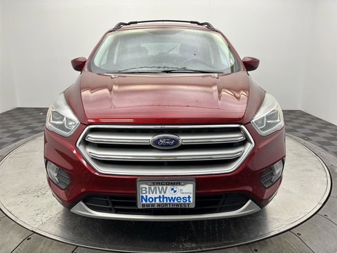 Used 2017 Ford Escape SE w/ Equipment Group 201A image 14