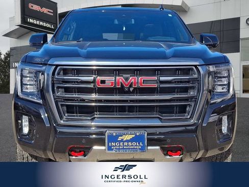 Used 2024 GMC Yukon XL AT4 image 3