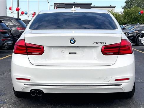 Used 2018 BMW 330i Sedan RWD image 3
