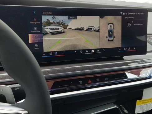 New 2026 BMW 750e xDrive AWD/4WD image 10