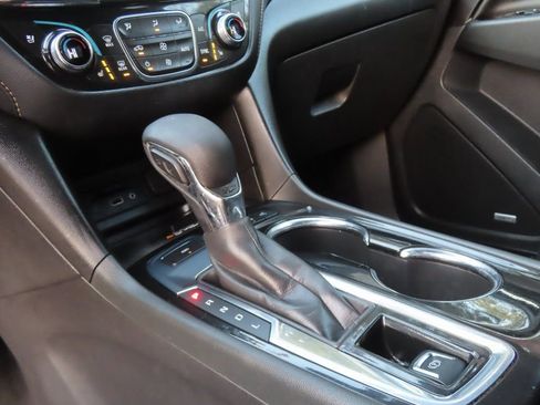 Certified 2023 Chevrolet Equinox Premier image 20