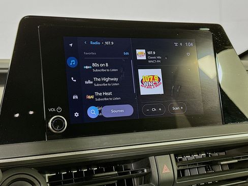 Used 2024 Toyota Prius LE image 21