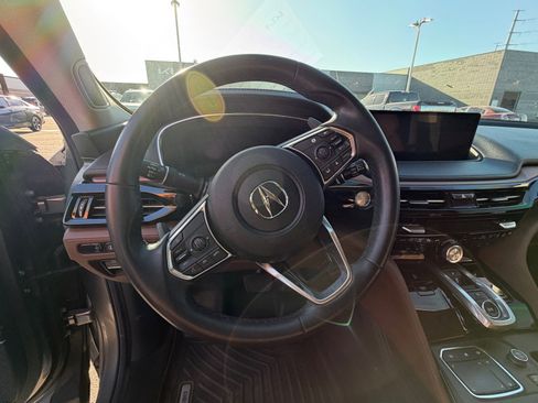 Used 2024 Acura MDX FWD w/ Technology Package image 9