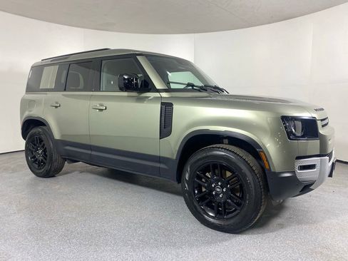 Used 2025 Land Rover Defender 110 S AWD/4WD image 3