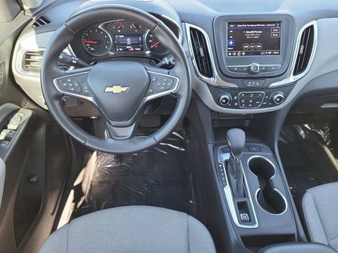 Used 2024 Chevrolet Equinox LT image 25