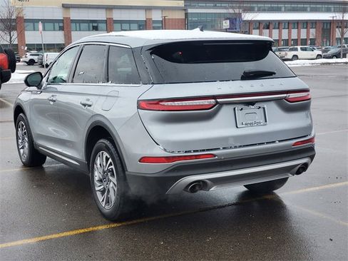 Certified 2023 Lincoln Corsair FWD w/ Equipment Group 101A image 3
