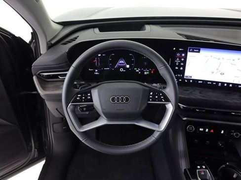 Used 2025 Audi Q5 Premium Plus AWD/4WD image 22