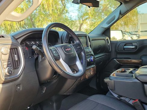 Used 2022 GMC Sierra 1500 Elevation RWD image 10