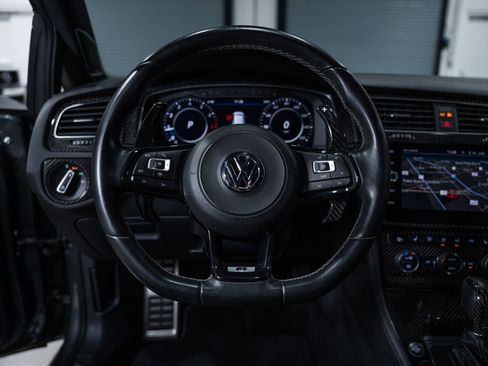 Used 2019 Volkswagen Golf R 4-Door image 53