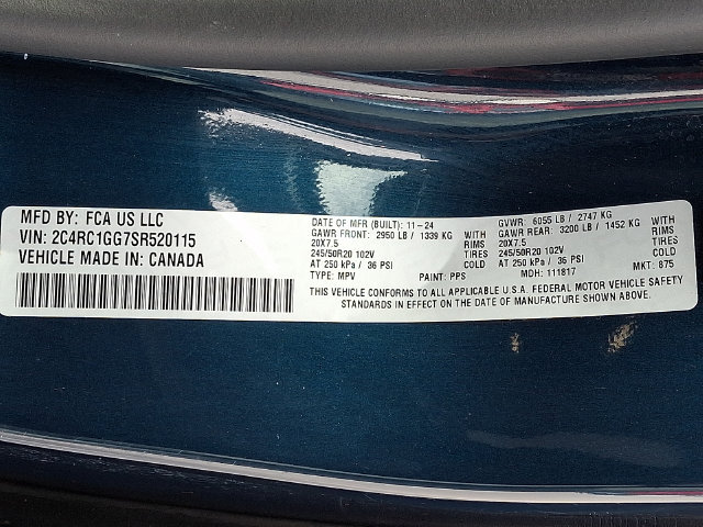 Used 2025 Chrysler Pacifica Limited FWD image 28