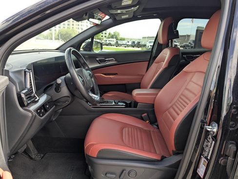 Certified 2024 Kia Sportage SX AWD/4WD image 28