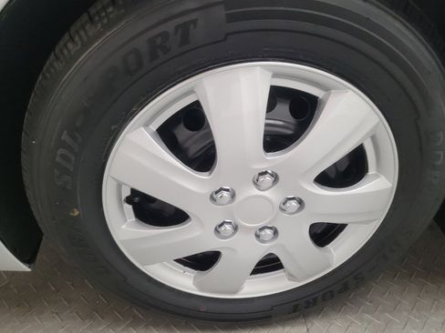Used 2019 Hyundai Elantra SE FWD image 31