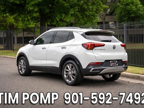 Used 2022 Buick Encore GX Essence w/ Advanced Technology Package FWD image 8
