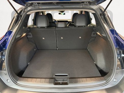 Used 2025 Nissan Kicks SR image 13