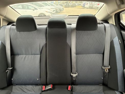 Used 2025 Nissan Versa SV FWD image 30