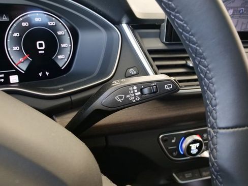 Certified 2025 Audi Q5 2.0T Premium Plus w/ Premium Plus Package image 28