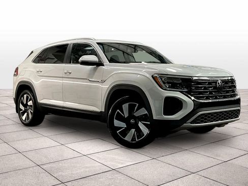 New 2026 Volkswagen Atlas Cross Sport SEL image 2