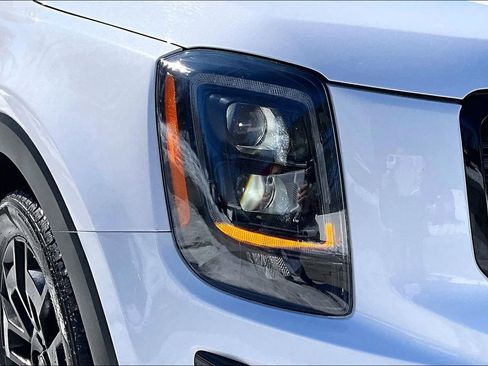 Used 2022 Kia Telluride SX w/ SX Prestige Package image 30