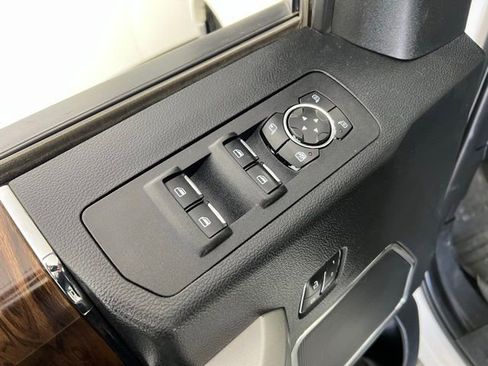 Used 2019 Ford F150 Lariat w/ FX4 Off-Road Package image 17