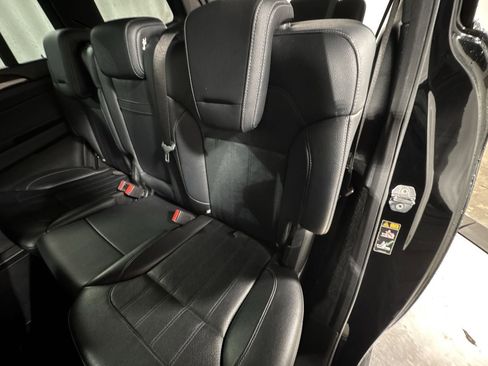 Used 2019 Mercedes-Benz GLS 450 4MATIC image 5