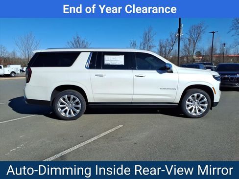 New 2025 Chevrolet Suburban Premier image 29