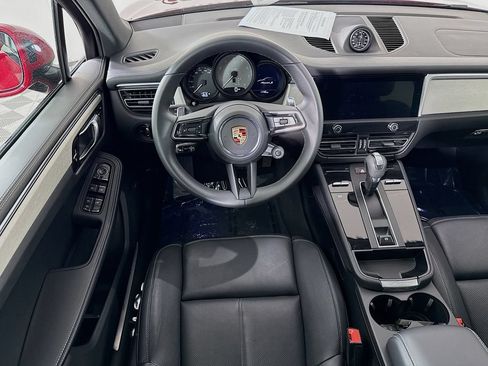 Used 2025 Porsche Macan S AWD/4WD image 24