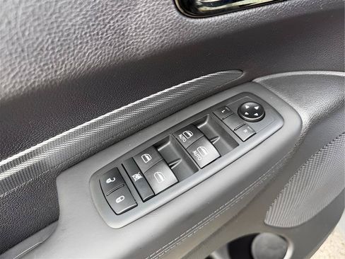Used 2020 Dodge Durango R/T w/ Blacktop Package RWD image 19