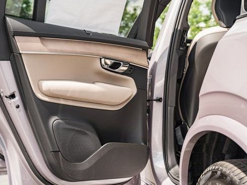 Used 2026 Volvo XC90 B6 Ultra w/ Protection Package Premier image 34