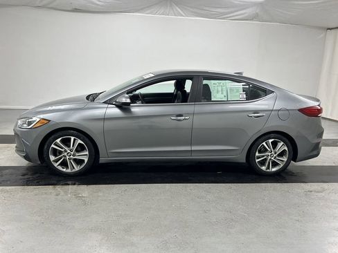 Used 2017 Hyundai Elantra Limited FWD image 6