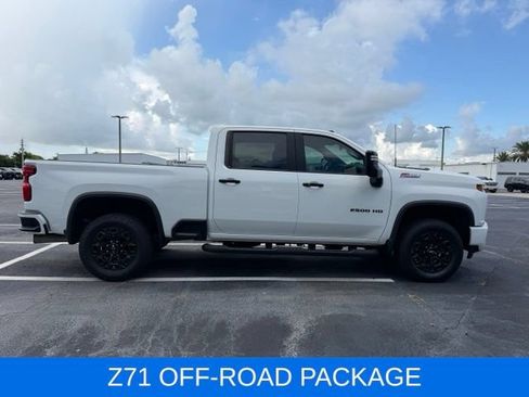 Used 2022 Chevrolet Silverado 2500 LT w/ Z71 Sport Edition AWD/4WD image 7