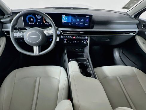 Used 2025 Hyundai Sonata SEL FWD image 29