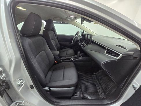 Used 2023 Toyota Corolla LE FWD image 23